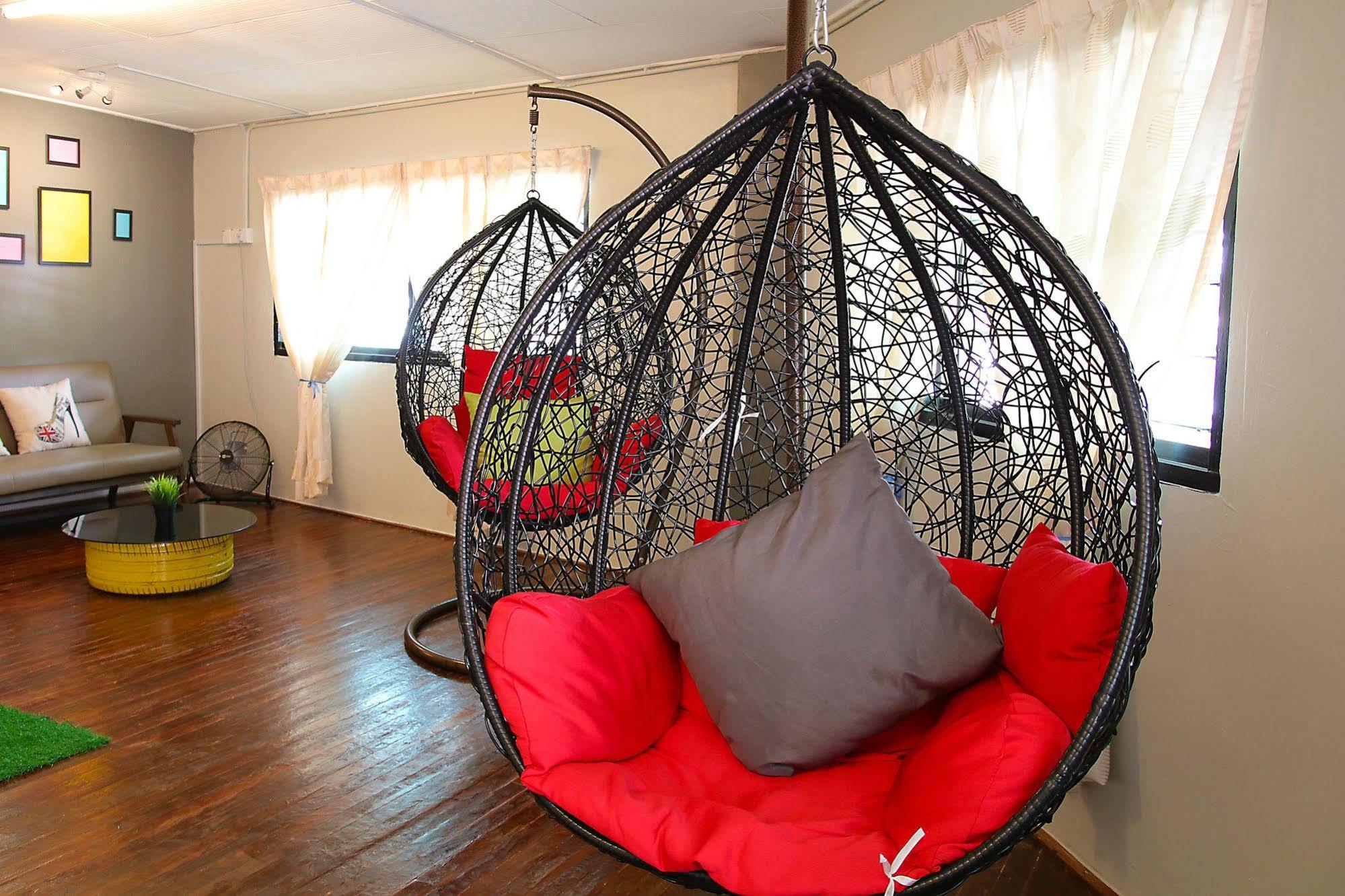 The Bunk By Olive Vandrarhem Malacca Exteriör bild